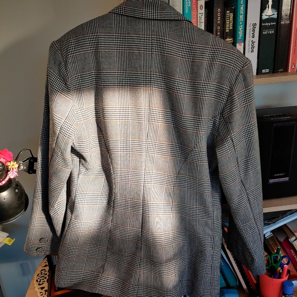 🍁Host PICK🍁VINTAGE Houndstooth 80s blazer - Picture 6 of 9